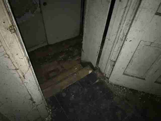 29124176_1572119687716 (1).jpg